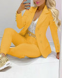 Damen-Blazer und Hosenanzüge